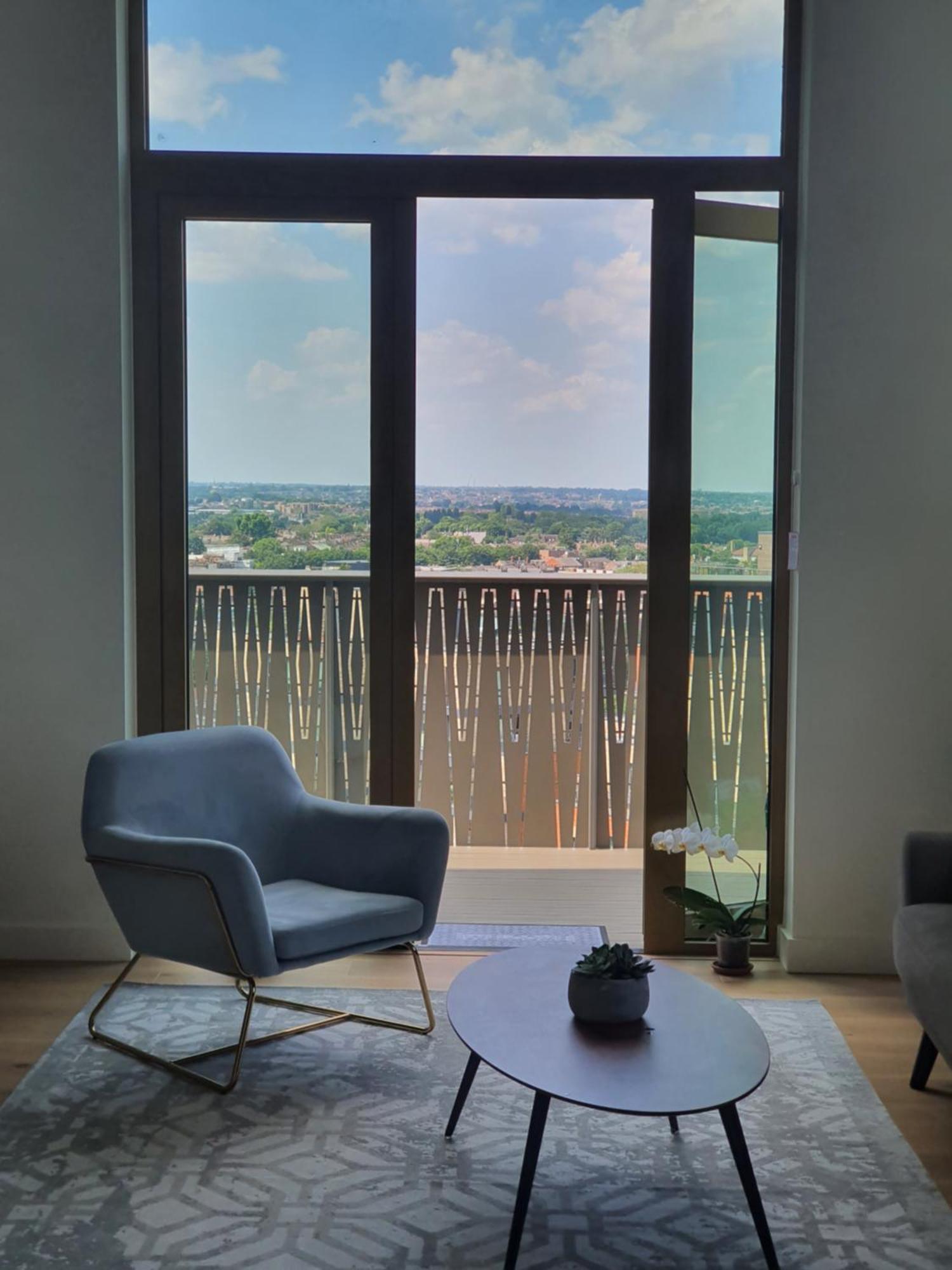 Cozy Room With Private Bathroom In Luxurious Flat London Kültér fotó